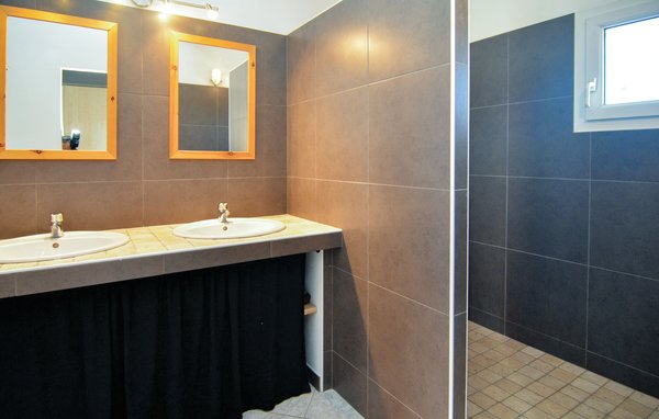 Holiday Home - Eyguieres , France - FPB133 8
