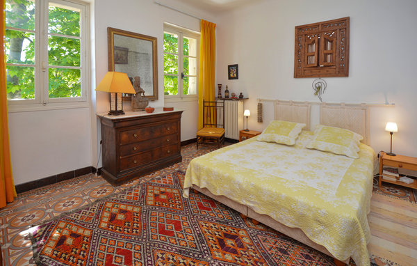 Location de vacances - La Roque D'Antheron , France - FPB169 602