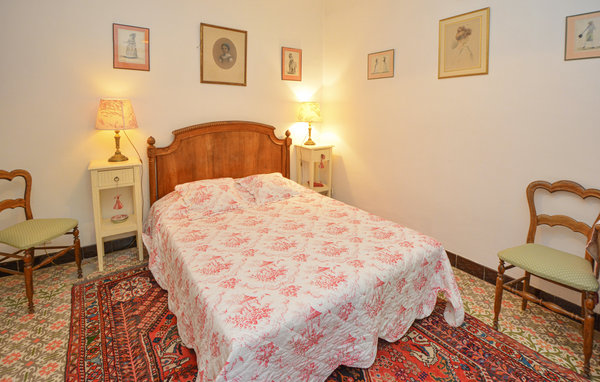 Location de vacances - La Roque D'Antheron , France - FPB169 610