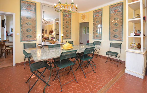 Location de vacances - La Roque D'Antheron , France - FPB169 302