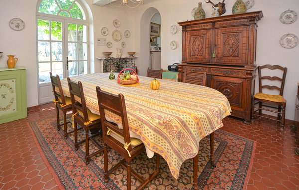 Location de vacances - La Roque D'Antheron , France - FPB169 306