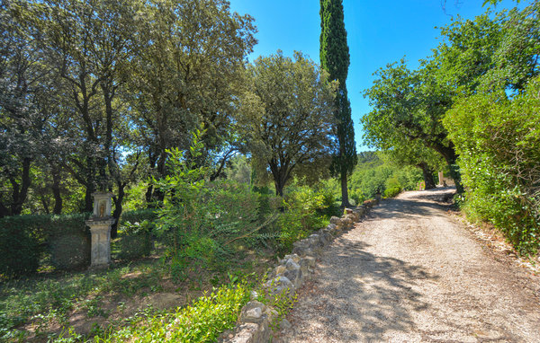 Location de vacances - La Roque D'Antheron , France - FPB169 102