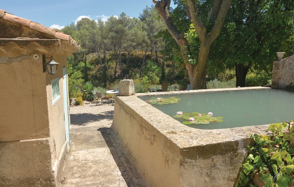 Location de vacances - La Roque D'Antheron , France - FPB169 104