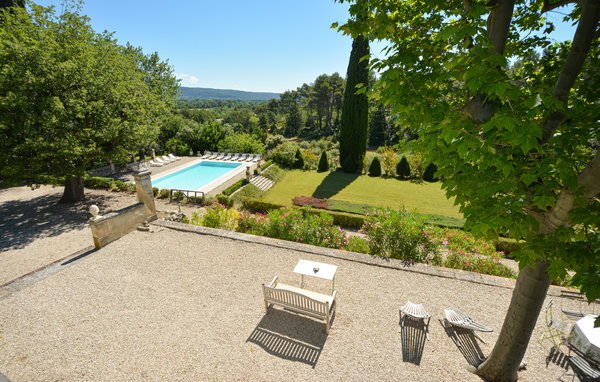 Location de vacances - La Roque D'Antheron , France - FPB169 201