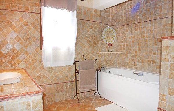 Holiday Home - Châteaurenard , France - FPB307 703