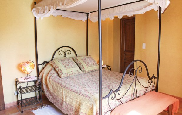 Holiday Home - Châteaurenard , France - FPB307 604