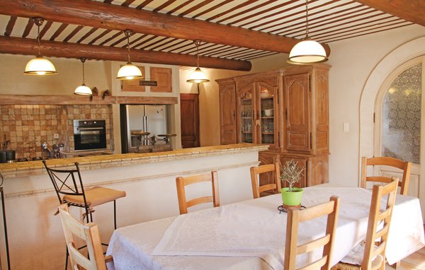 Holiday Home - Châteaurenard , France - FPB307 401