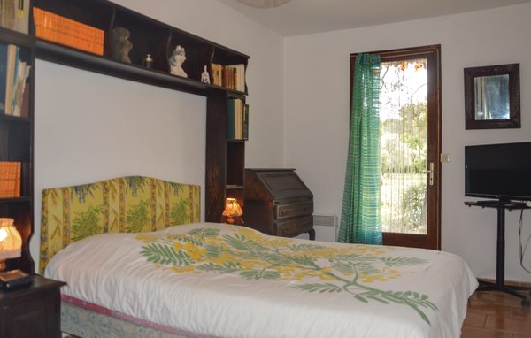 Location de vacances - Fontvieille , France - FPB318 601