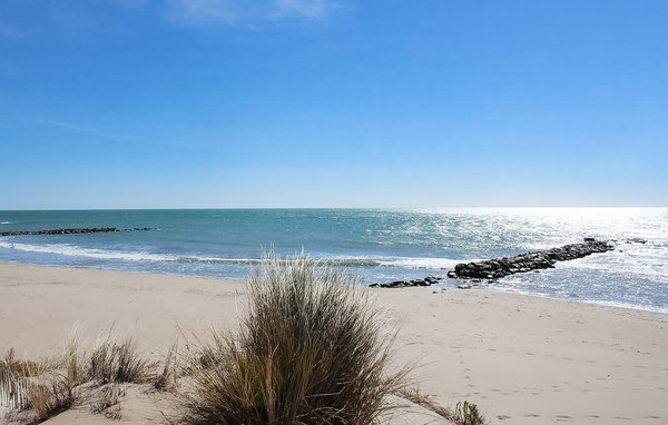 Holiday Home - Maillane , France - FPB438 904