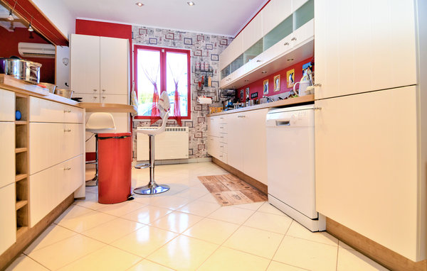 Location de vacances - Eyragues , France - FPB485 401