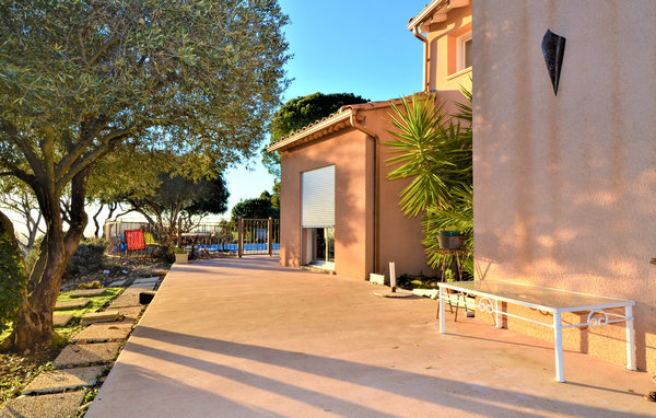 Location de vacances - Eyragues , France - FPB485 82