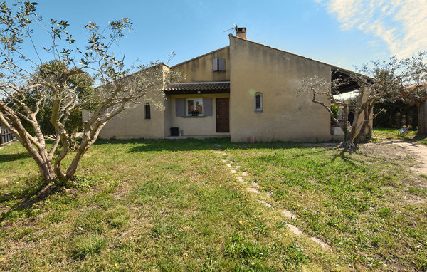 Location de vacances - Rognonas , France - FPB498 81