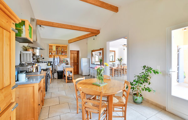 Location de vacances - Eyragues , France - FPB526 402