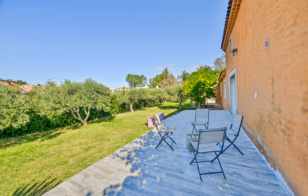 Location de vacances - Saint Martin de Crau , France - FPB532 103
