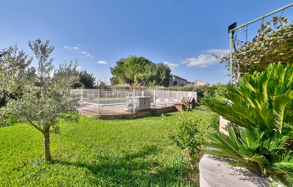 Location de vacances - Saint Martin de Crau , France - FPB532 104