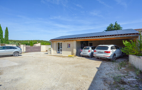 Location de vacances - Noves , France - FPB594 801