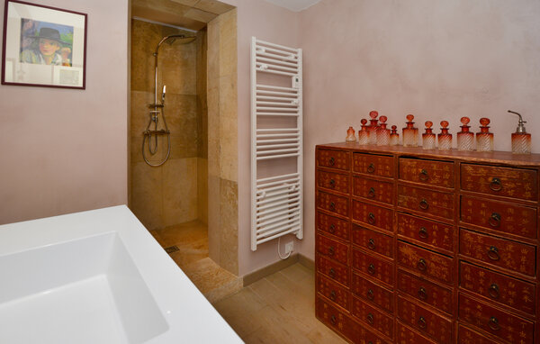 Location de vacances - Noves , France - FPB594 703