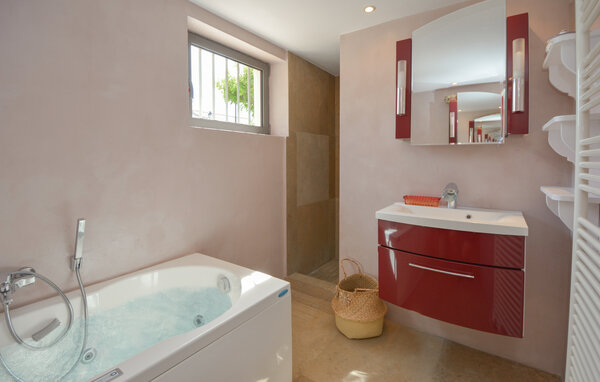 Location de vacances - Noves , France - FPB594 704