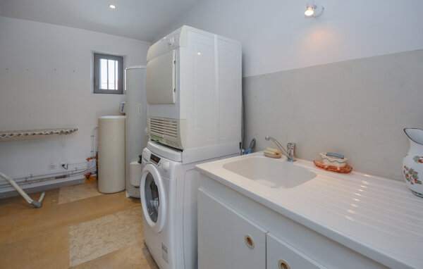 Location de vacances - Noves , France - FPB594 707