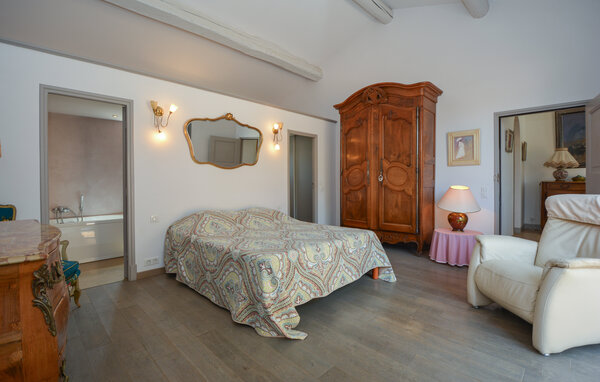 Location de vacances - Noves , France - FPB594 605