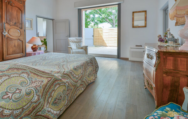 Location de vacances - Noves , France - FPB594 606