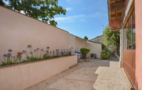Location de vacances - Noves , France - FPB594 107