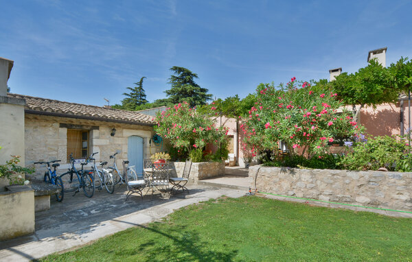 Location de vacances - Noves , France - FPB594 108