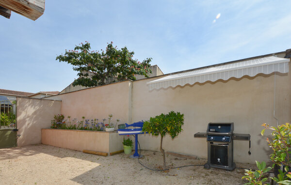 Location de vacances - Noves , France - FPB594 109