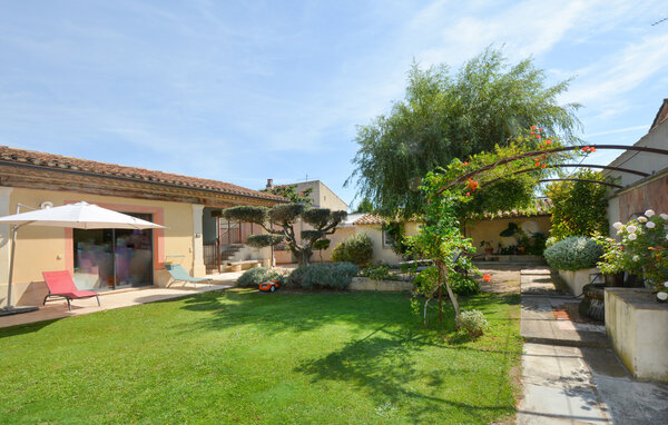 Location de vacances - Noves , France - FPB594 111