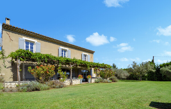 Vakantiehuis - Noves , Frankrijk - FPB595 82