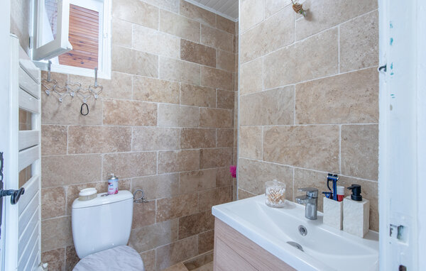 Holiday Home - Le Rove , France - FPB615 701