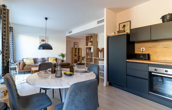Apartment - Quartier Pointe Rouge , France - FPB618 402