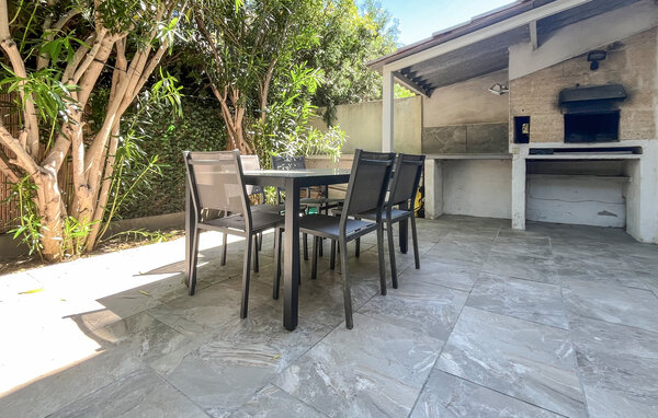 Holiday Home - Arles , France - FPB626 2