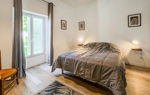 Location de vacances - Tarascon , France - FPB627 602