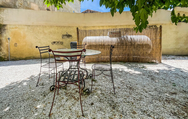Location de vacances - Tarascon , France - FPB627 101