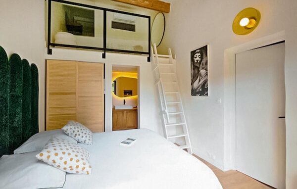 Holiday Home - Les Baux-de-Provence , France - FPB630 602