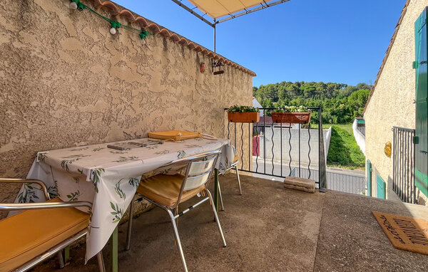 Apartment - St-Rémy-de-Provence , France - FPB634 1