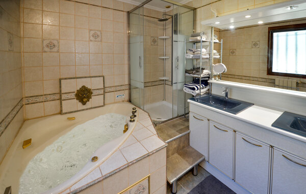 Vakantiehuis - Cabriès , Frankrijk - FPB637 701