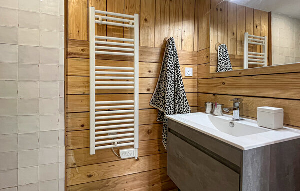 Casa vacanze - Salon-de-Provence , Francia - FPB641 701