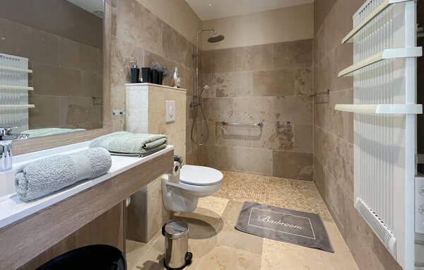Location de vacances - Aureille , France - FPB644 701