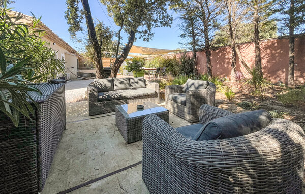 Location de vacances - Aureille , France - FPB644 7