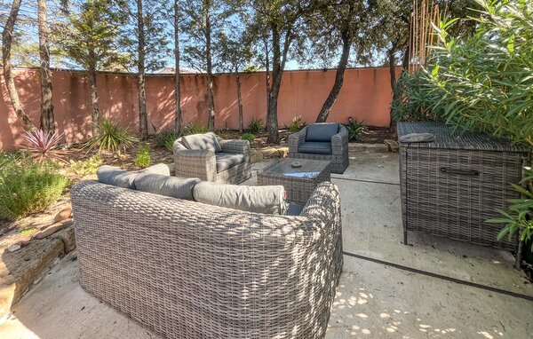 Location de vacances - Aureille , France - FPB644 102