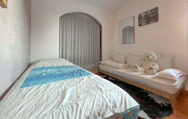 Location de vacances - Cabannes , France - FPB648 604