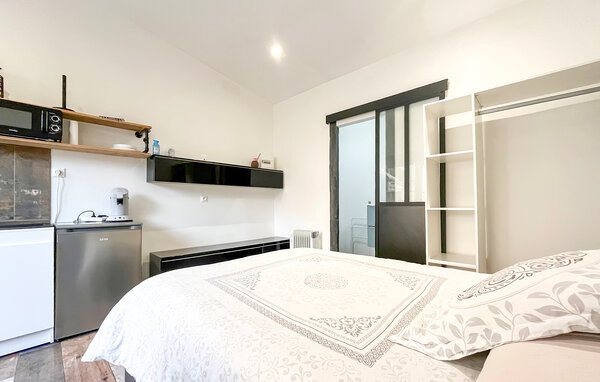 Vakantiehuis - Miramas , Frankrijk - FPB654 602