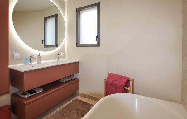 Feriehus - Bouc Bel Air , Frankrike - FPB657 702