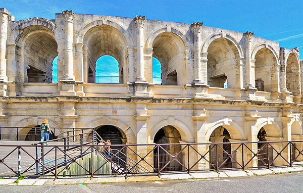 Casa vacanze - Arles , Francia - FPB669 903