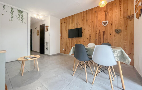Apartamento - Arles , Francia - FPB670 302