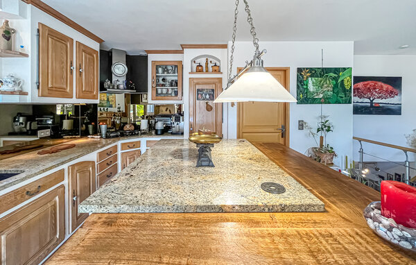 Location de vacances - Miramas , France - FPB683 403