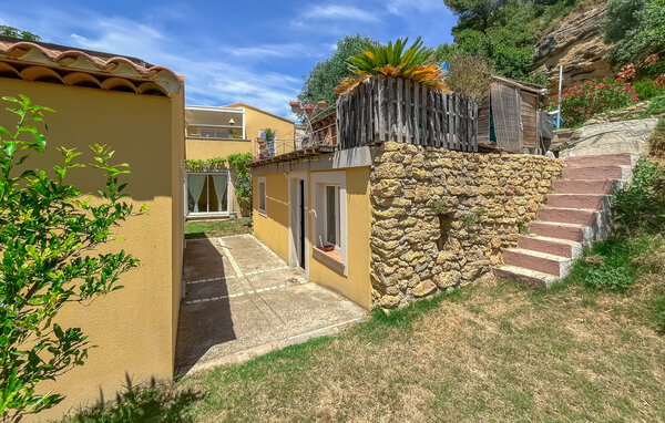 Location de vacances - Miramas , France - FPB683 106