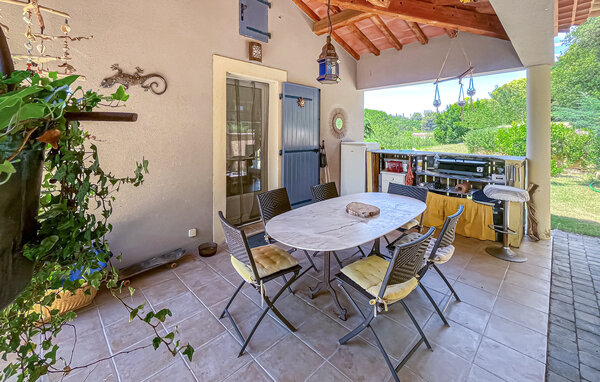 Location de vacances - Miramas , France - FPB683 108